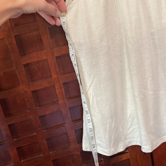 Mossimo Cream tank with built in bra - Picture 5 of 5